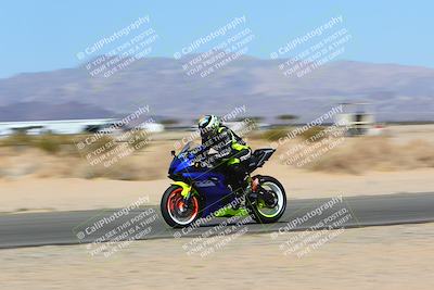 media/Apr-15-2022-Apex Assassins (Fri) [[9fb2e50610]]/Trackday Level 1/Session 2/Speed Shots/